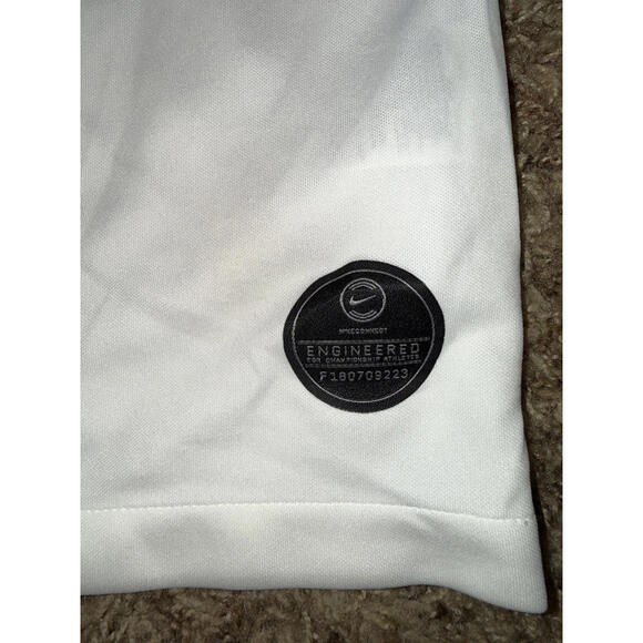 Nike Men’s Chelsea Crest Training Football Polo Jersey Sample - Picture 2 of 11